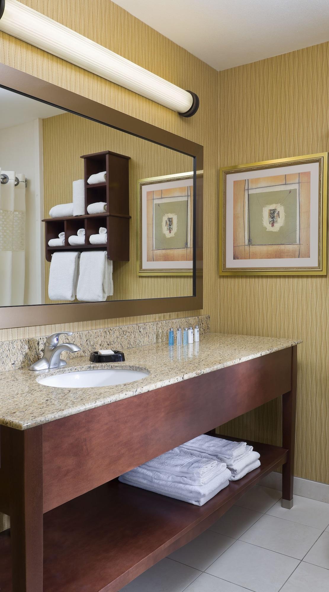 Hampton Inn Mansfield/Ontario מראה חיצוני תמונה