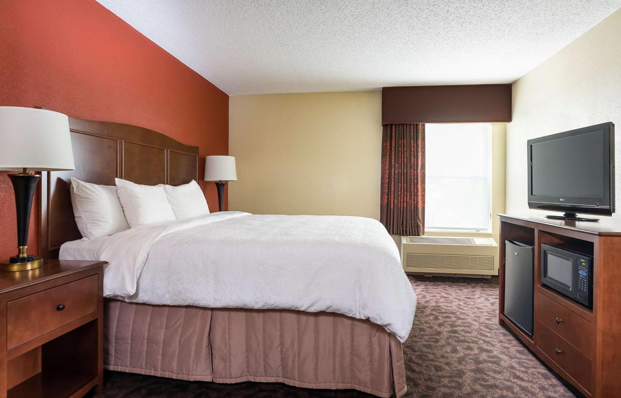 Hampton Inn Mansfield/Ontario מראה חיצוני תמונה